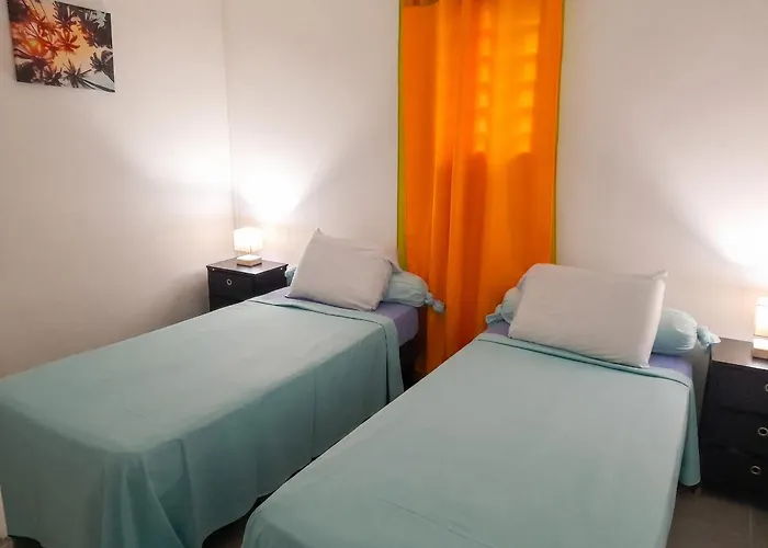 Charmante Maison A Sainte-Rose Avec Jacuzzi Et Piscine